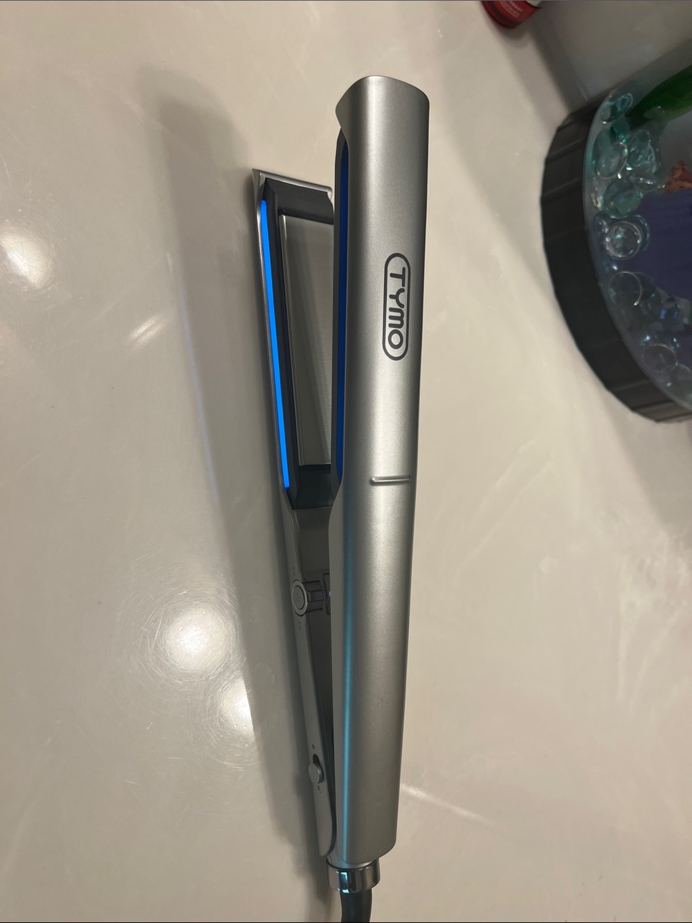 Tymo hair straightener-Silver with box